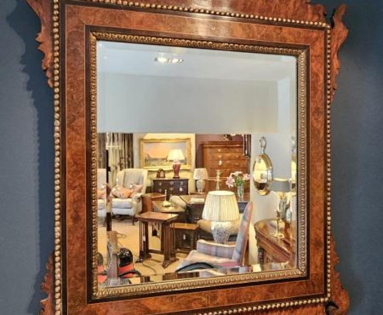 Late Georgian Burr Walnut Mirror   - Image 1