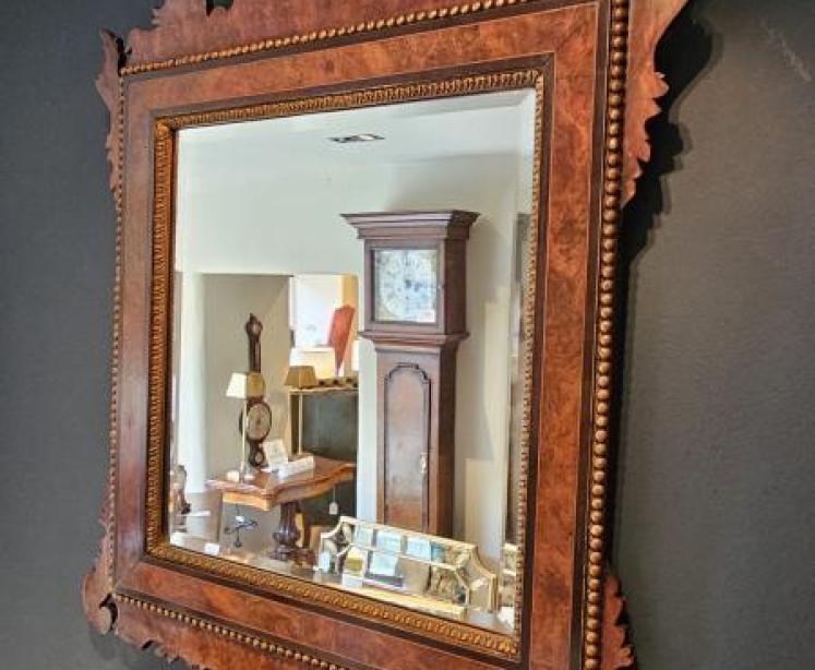 Late Georgian Burr Walnut Mirror   - Image 6