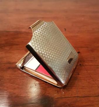 Imaculate George V 9ct Gold Vesta Case