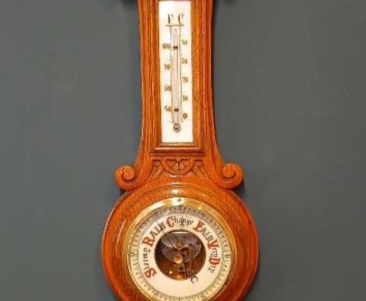 Victorian Golden Oak Banjo Barometer - Image 1