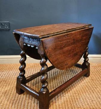 George I Oak Drop Leaf Occasional Table