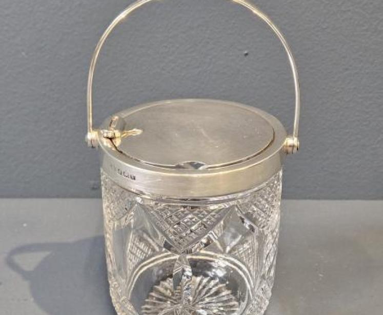 Hukin & Heath Silver Topped Preserve Pot with Handle Closing Lid - Image 1