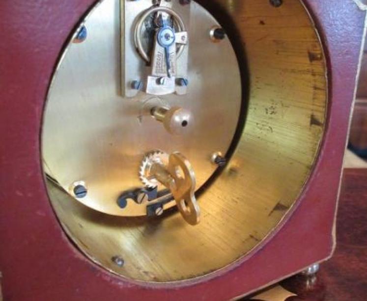 Small Edwardian Lacquered Chinoiserie Mantel Clock - Image 5