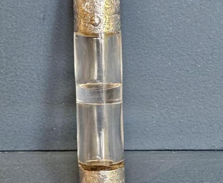 Victorian Sampson Mordan Silver Smelling Salts and Perfume Bottle - Image 7