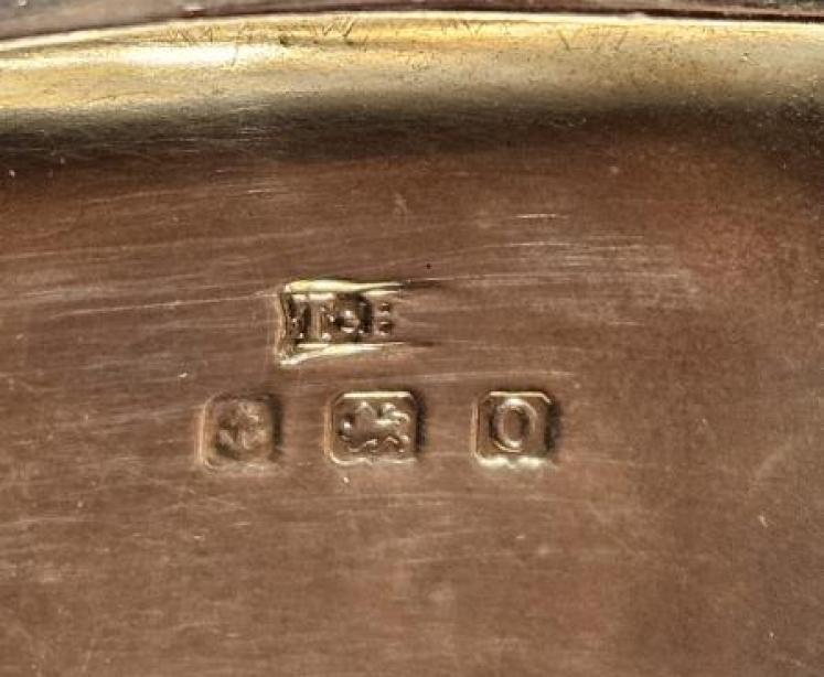 Sovereign and Stamp Case - Image 5