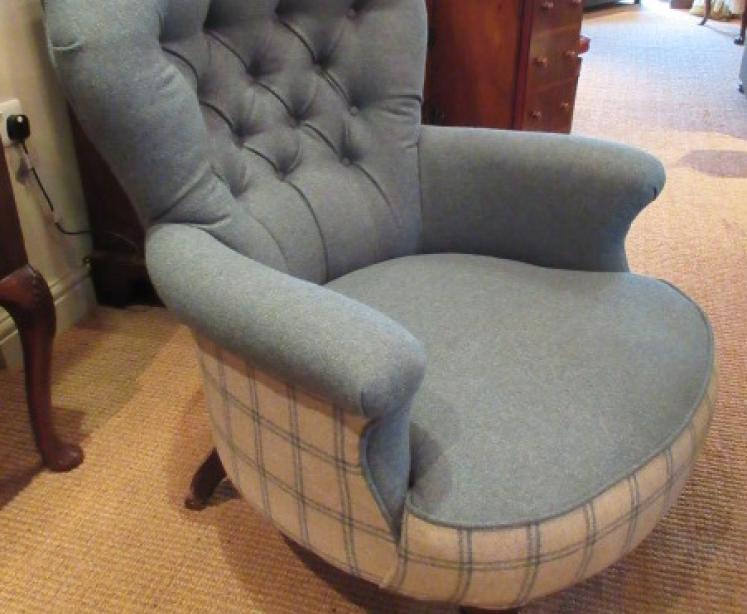 Mid Victorian Upholstered Lamb's of Manchester Armchair - Image 2