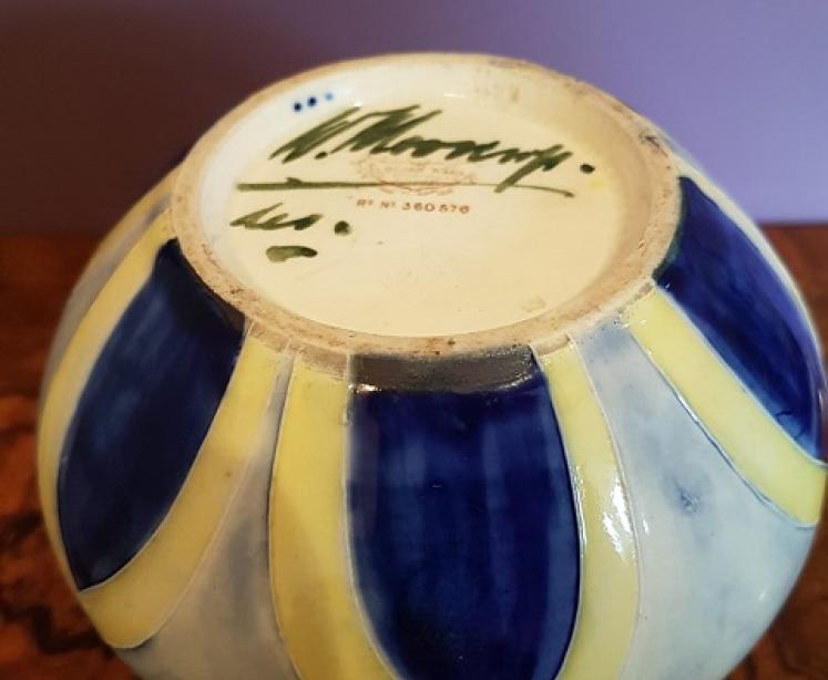 Art Nouveau McIntrye Blue & Yellow Twin Handled Vase - Image 4