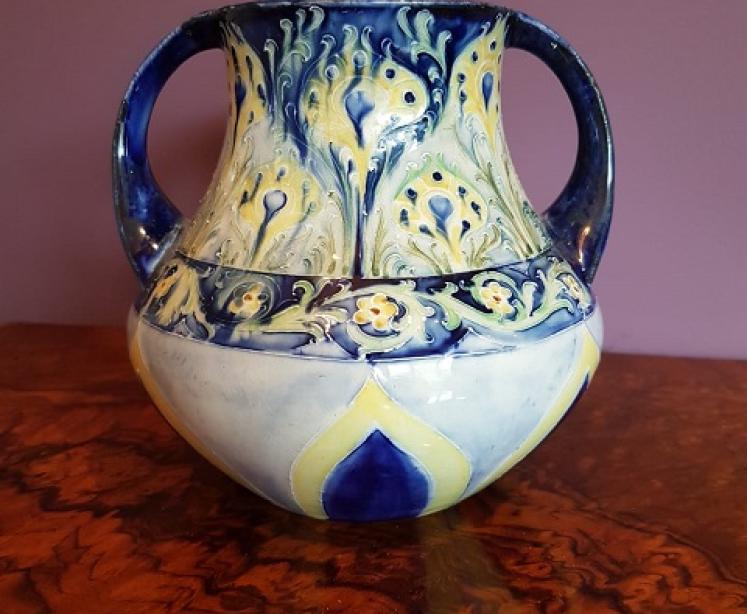 Art Nouveau McIntrye Blue & Yellow Twin Handled Vase - Image 5