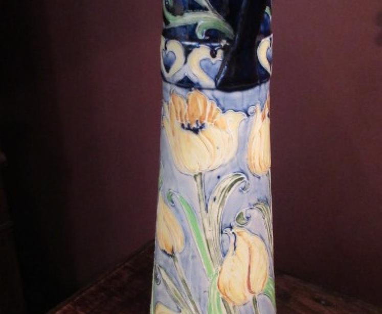 Art Nouveau McIntyre Moorcroft Tulips Ewer - Image 5