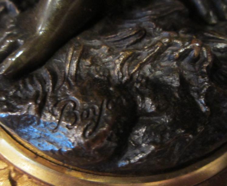 Stunning Pair of Bronze Figurine Lamps - Image 5