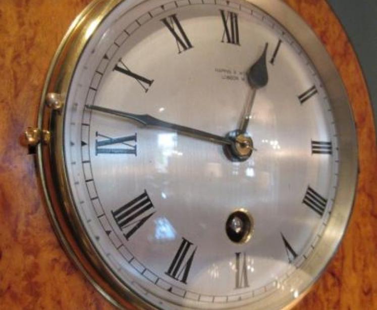 Victorian Bird's Eye Maple Inlaid Library Wall Clock - Image 5