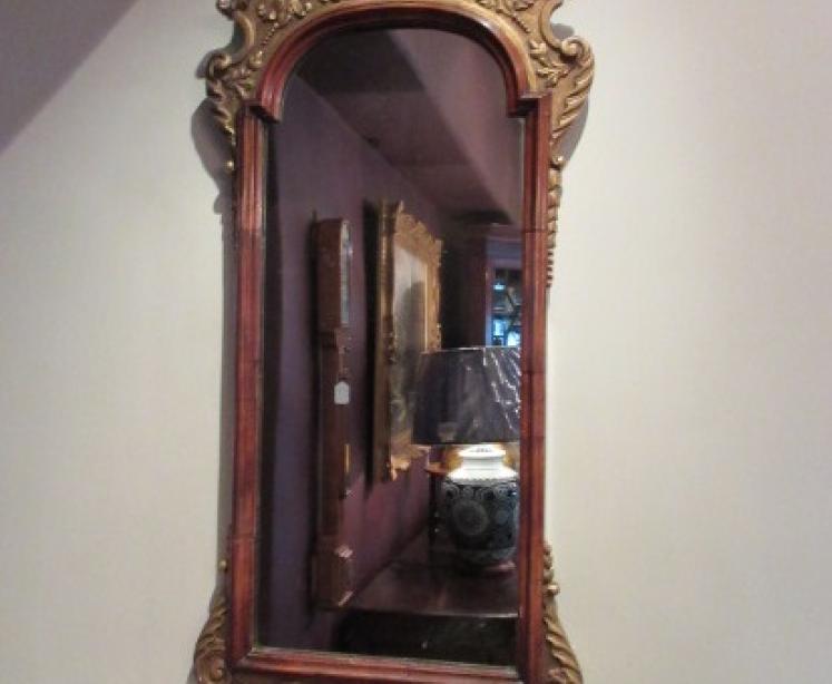 Early Victorian Walnut & Timber Gilt Mirror - Image 5