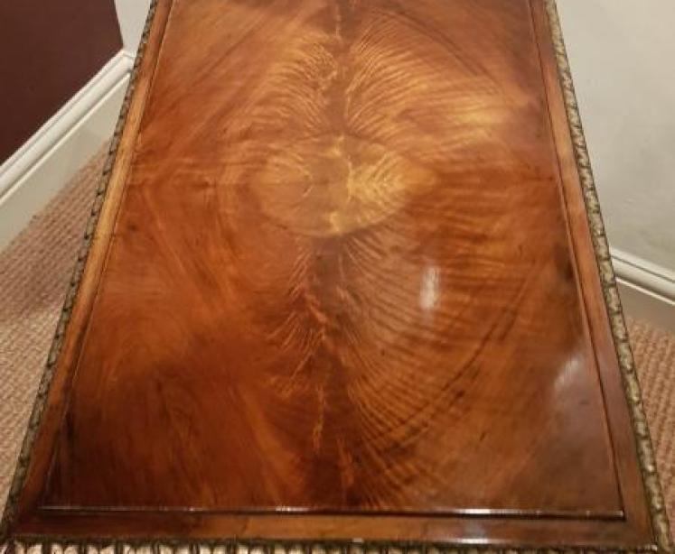 Late Victorian Walnut Lamp Table or Occasional Table - Image 4