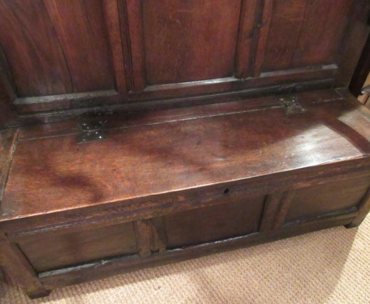 Very Original George II Period Oak High Backed Settle - Image 2