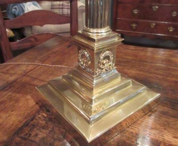Victorian Cast Brass Corinthian Column Table Lamp - Image 2