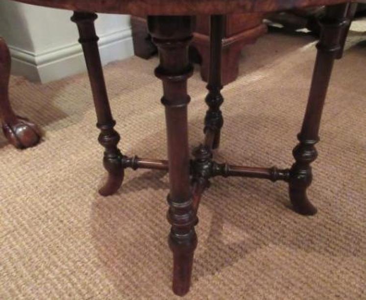 Top Quality Victorian Burr Walnut Inlaid Lamp Table - Image 4