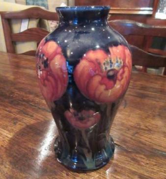 Early Moorcroft Big Poppy Baluster Shaped Vase