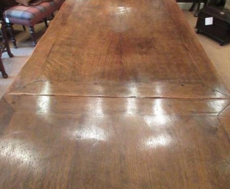Superb William & Mary Style Extending Refectory Table - Image 2