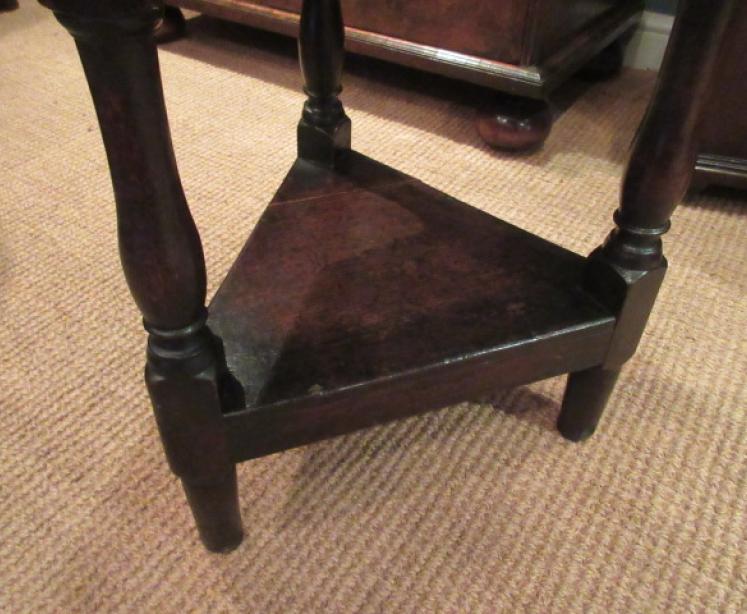 Small George II Period Oak Cricket Table - Image 3