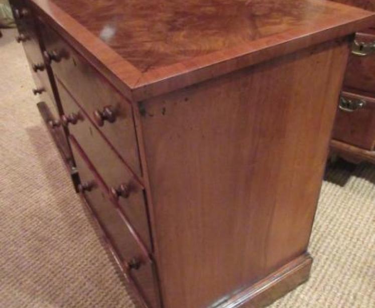 Large Pair of Mid Victorian Burr Walnut Bedside Chests - Image 5