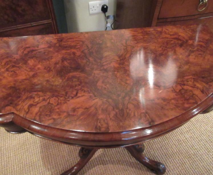 Superb Mid Victorian Burr Walnut Games Table - Image 2
