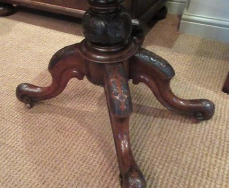Superb Mid Victorian Burr Walnut Games Table - Image 3
