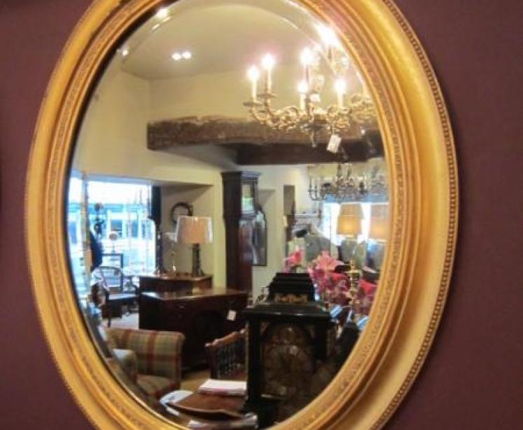 Fine Pair of Victorian Oval Gilt Wall Mirrors - Image 2