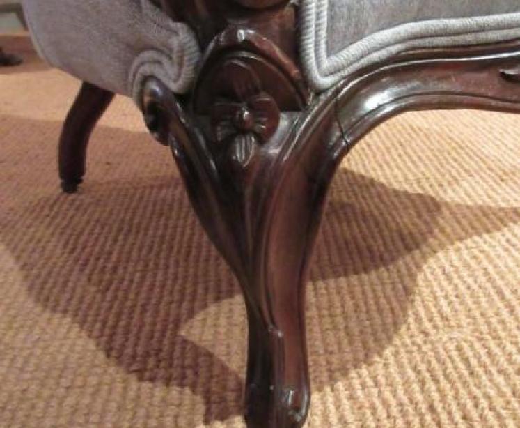 Superb Early Victorian Rosewood Open Armchair - Image 4