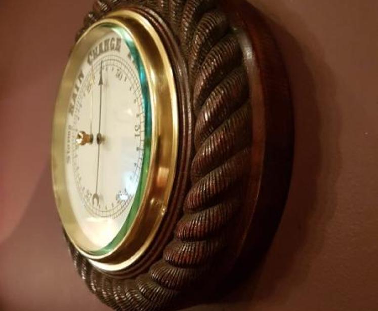 Carved Oak Rope Edge Ships Barometer - Image 3