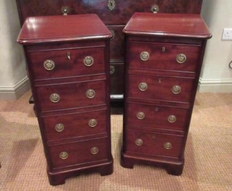 Pair of Mid Victorian Mahogany Bedside Cabinets - Image 1