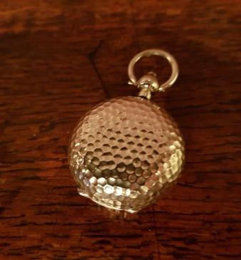 George V Silver 'Golf Ball' Sovereign Case