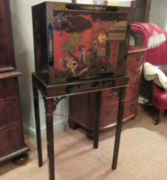 Edwardian Period Chinoiserie Collector's Cabinet on Stand