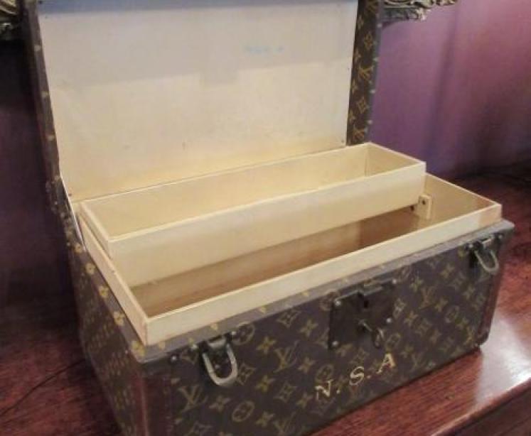 1930's Louis Vuitton Leather Vanity Case - Image 2