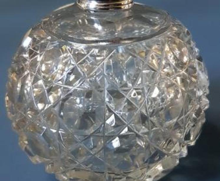 George V Period Silver & Enamel Top Scent Bottle - Image 2