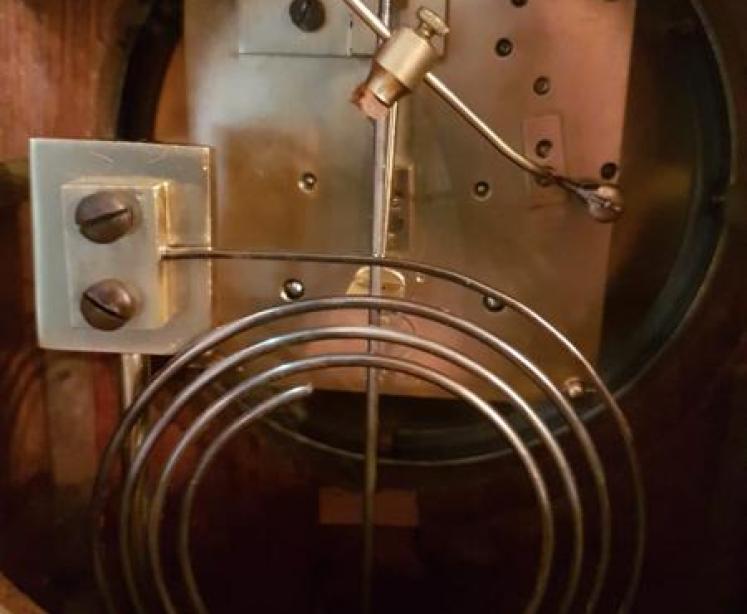 Edwardian Period Inlaid Striking Mantel Clock - Image 3