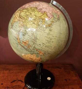 Immaculate 1930's 14" Paper Mache Terrestrial Globe