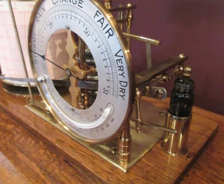 Edwardian Period Oak Cased Barograph & Barometer - Image 4