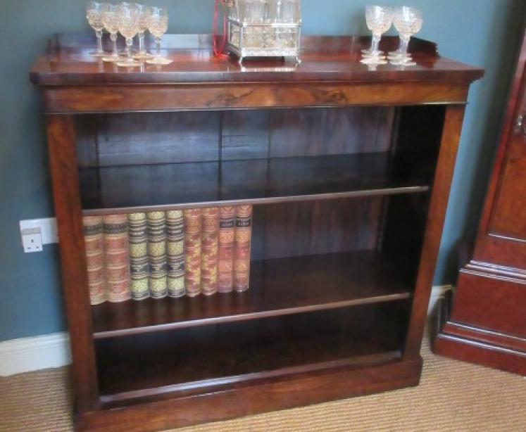Fine Regency Period Rosewood Open Bookcase - Image 1