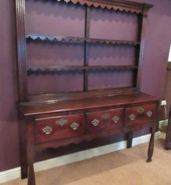 Superb George III Period Oak Dresser & Rack