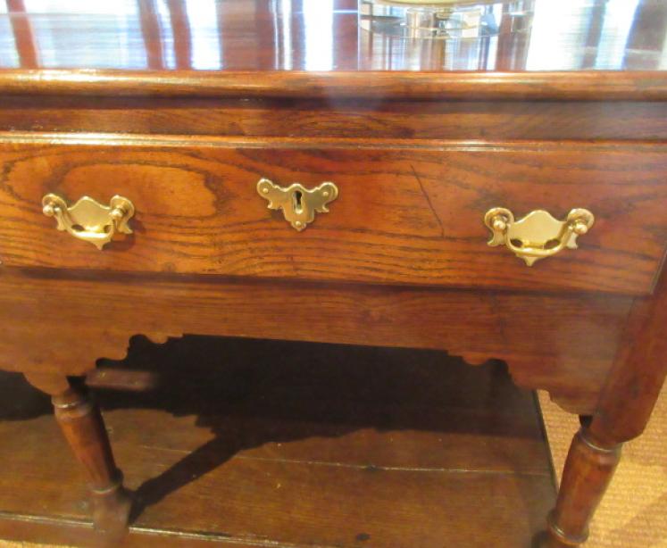 Superb George II Period Open Pot Board Dresser - Image 5