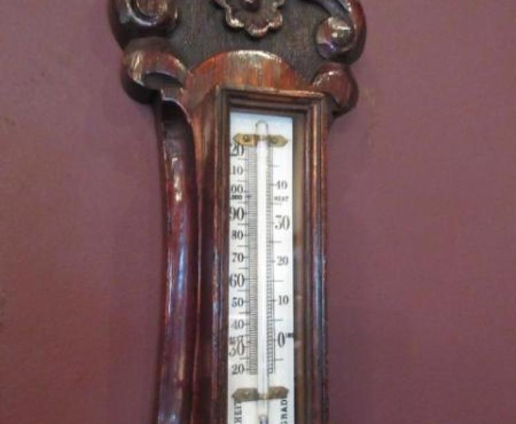 Small Mid Victorian Polished Oak Banjo Barometer - Image 3