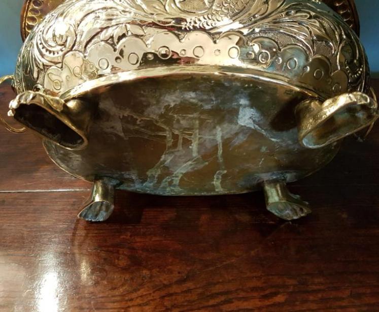 Fine Quality Regency Brass Planter - Image 2