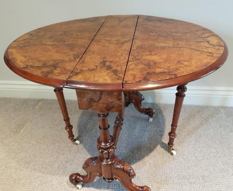 Superb Mid Victorian Burr Walnut Baby Sutherland Table - Image 1