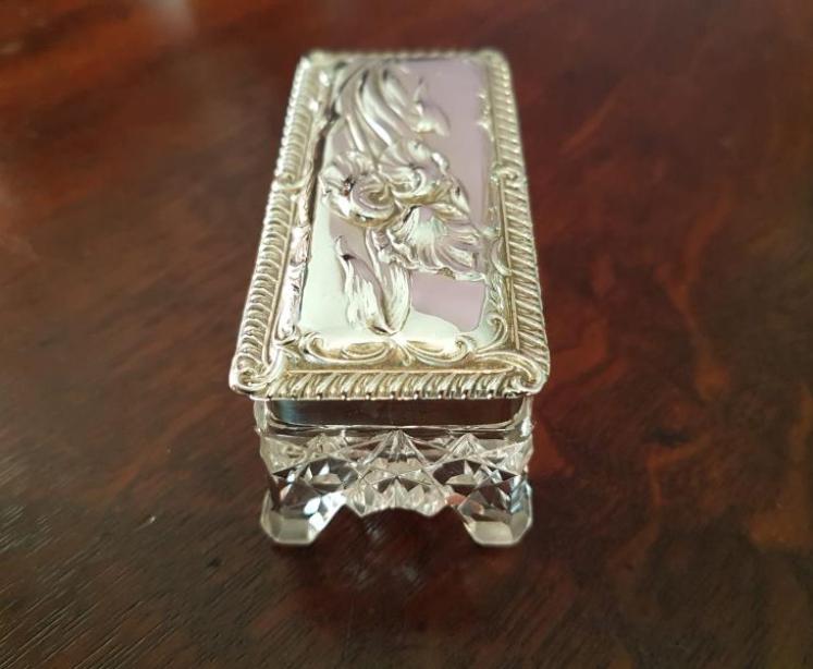 Art Nouveau Silver and Cut Crystal Table Box - Image 2
