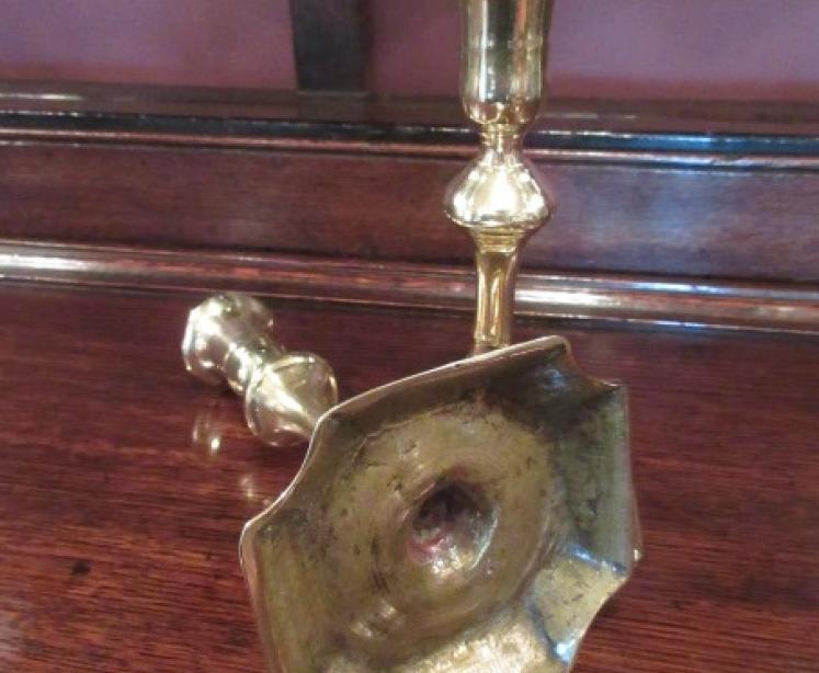 Pair of George III Period Seamed Brass Candlesticks - Image 5