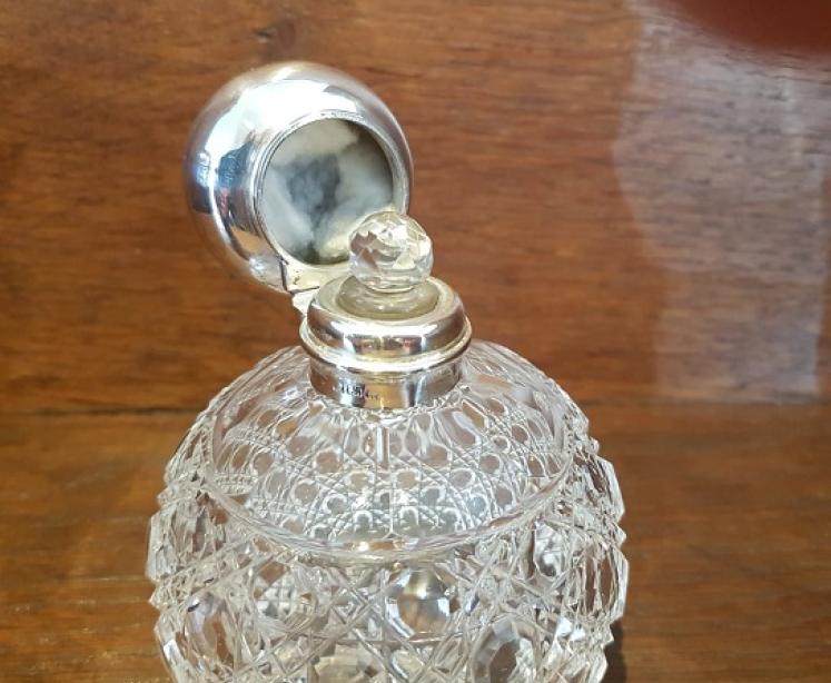 Edwardian Period Silver & Royal Blue Enamel Scent - Image 3