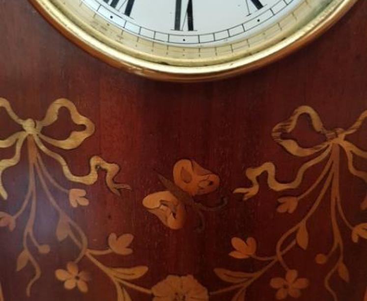 Small Edwardian Period Fruitwood Inlaid Mantel Clock - Image 4
