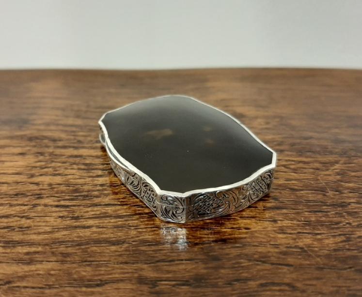 Fine Antique Silver & Tortoiseshell Shaped Trinket Box - Image 5