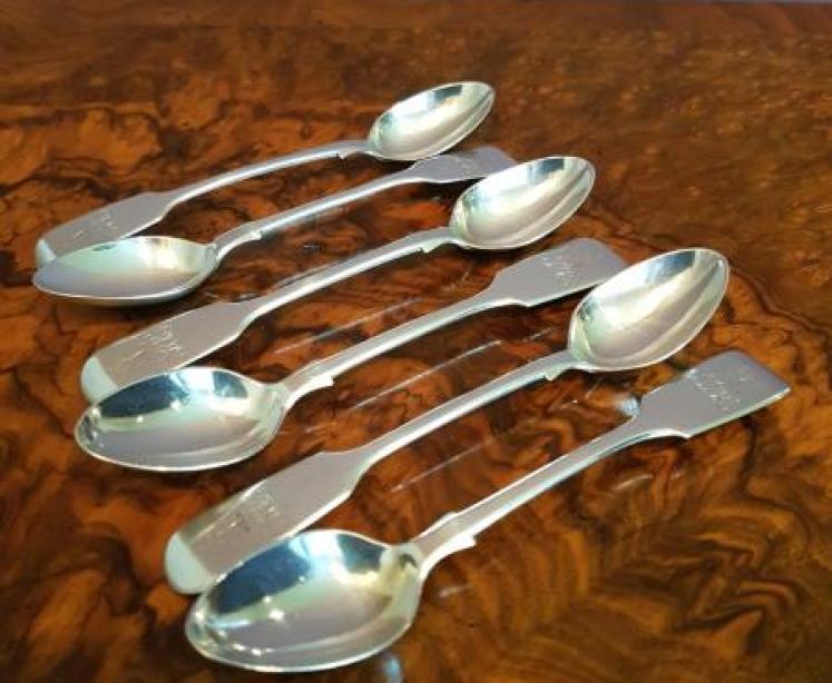 Rare set of Victorian Antique Exeter 1857 Silver Teaspoons - Image 1