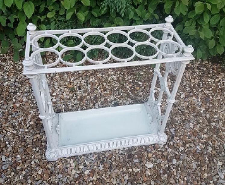 Coalbrookdale 19th Century Cast Iron Umbrella/Stick Stand - Image 1